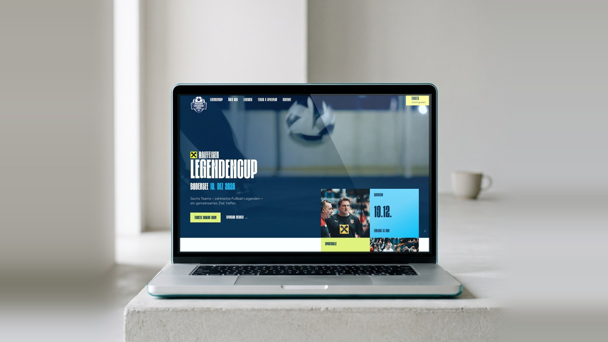 Website des Raiffeisen Legendencup auf einem Laptop — Webdesign von CRƎAITIV studio